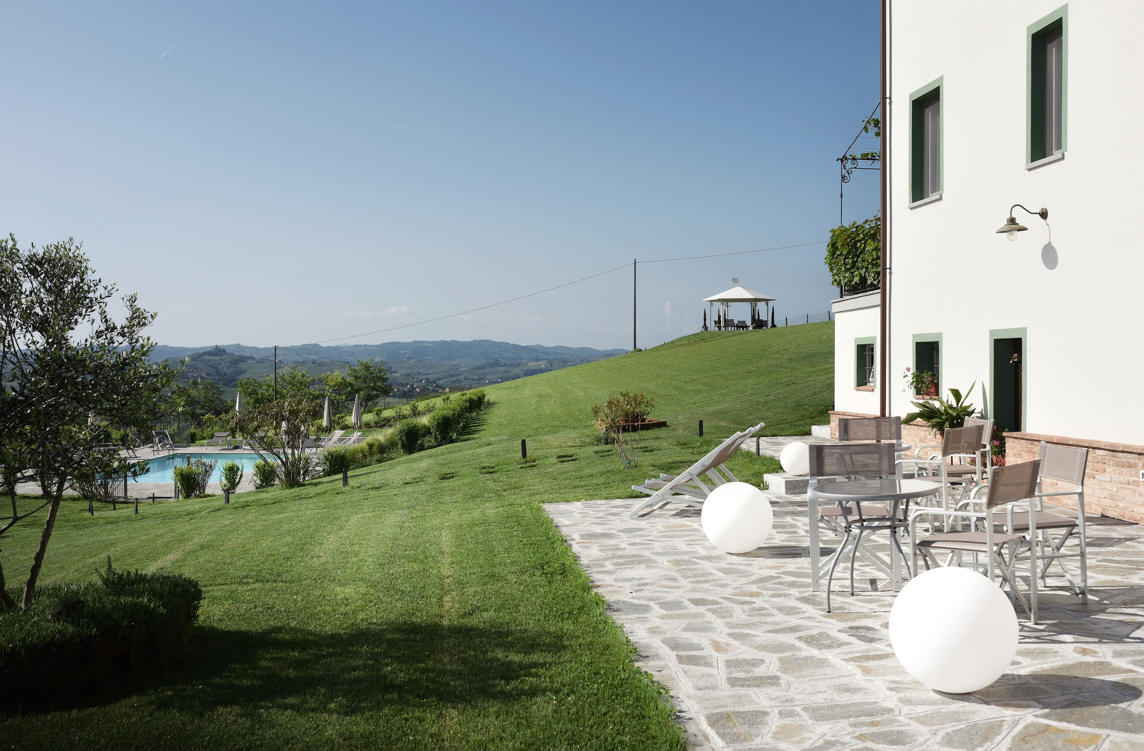 Country house con piscina nel Monferrato